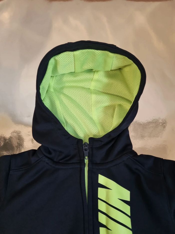 Veste de survêtement Nike pour bébé 🚼 12mois - photo numéro 5