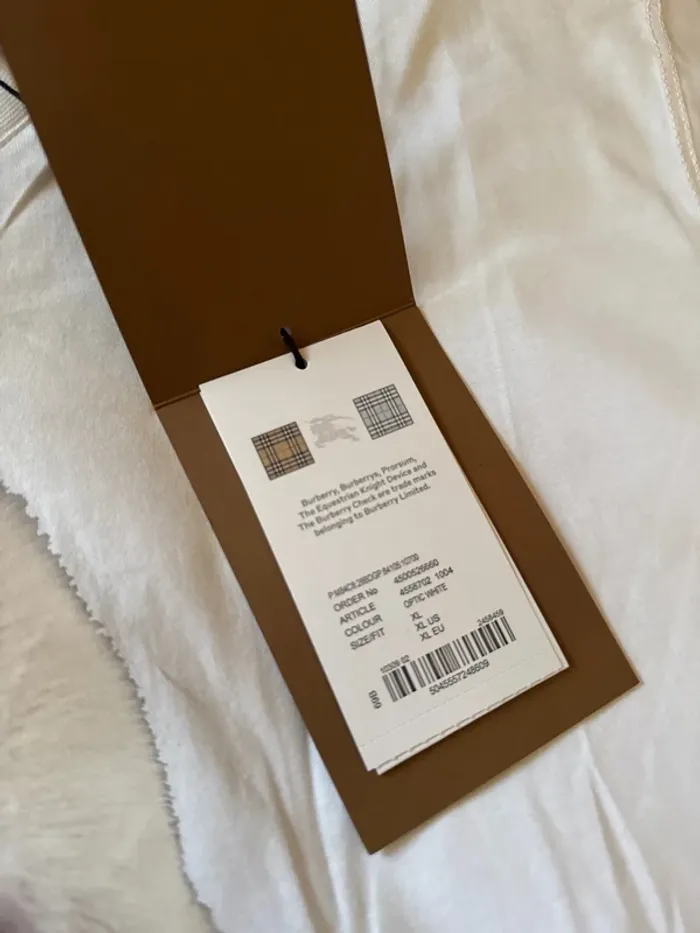 T-shirt Burberry gorille - photo numéro 2