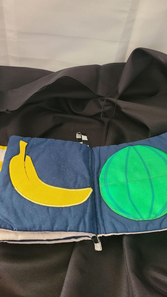 Livre d’éveil tissu IKEA - photo numéro 3