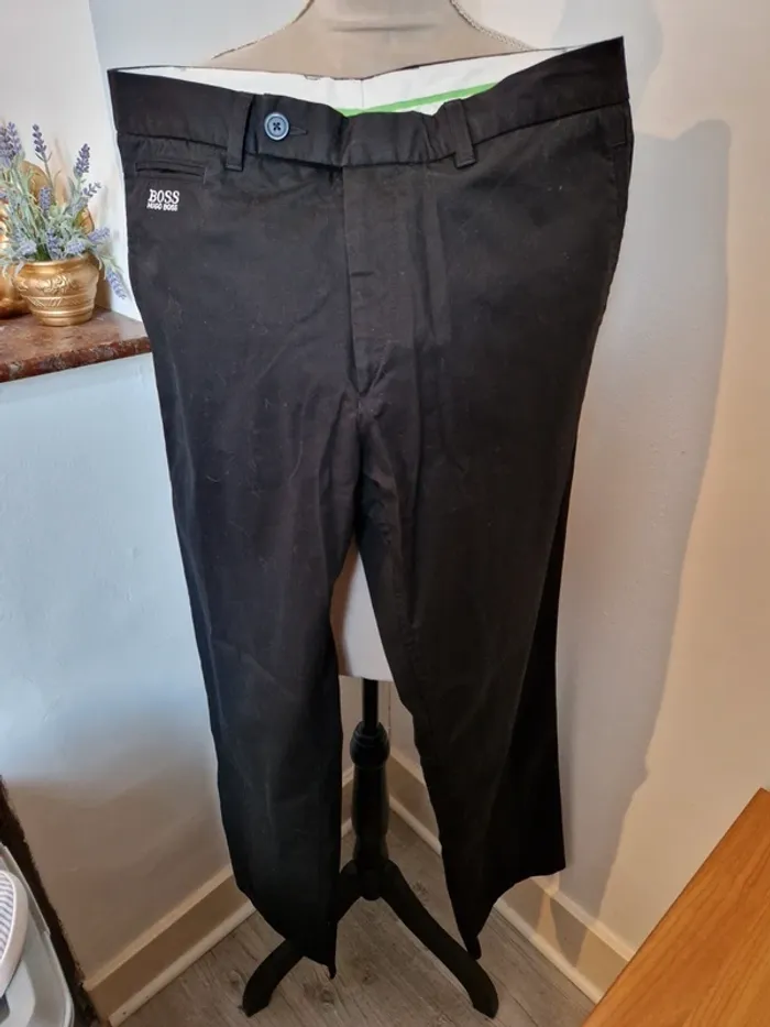 Pantalon de travail hugo boss taille 50 - photo numéro 2