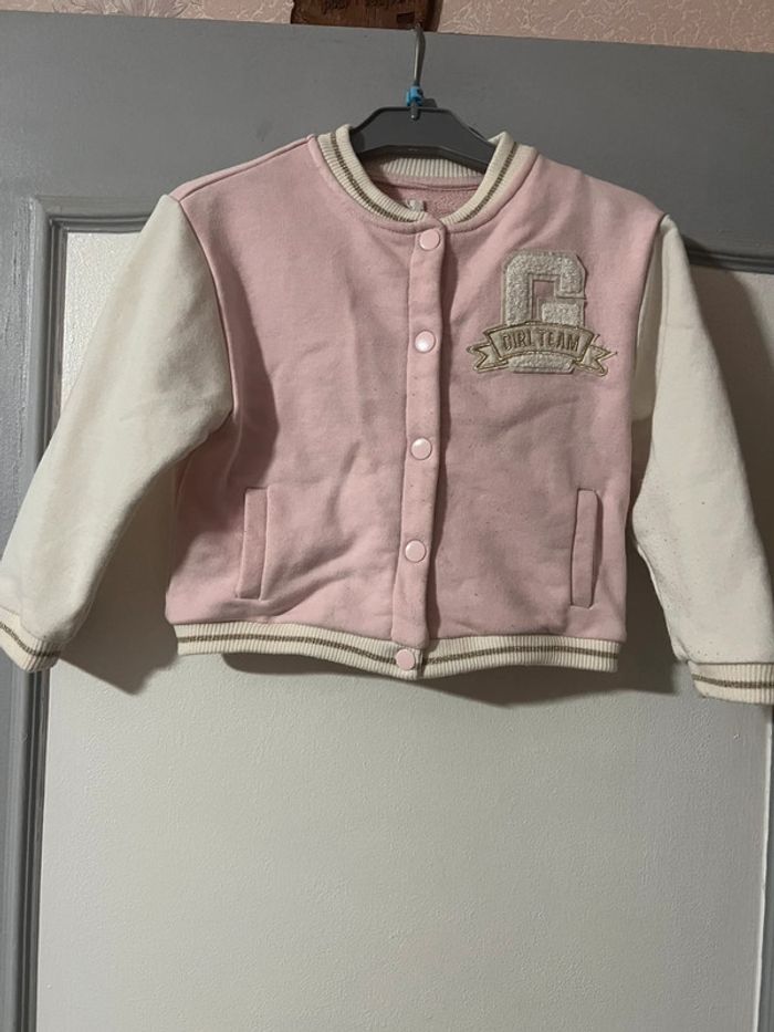 Veste fille taille 4 ans marque Orchestra bon état