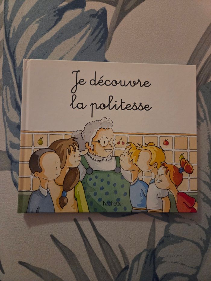 Livre je découvre la politesse