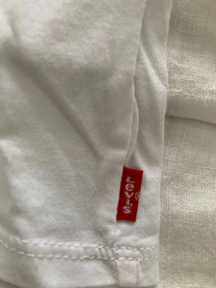 T shirt levis - photo numéro 3