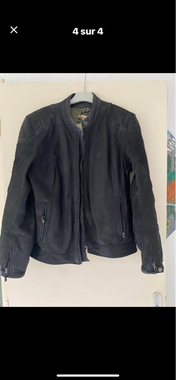 A vendre blouson de moto en cuir - photo numéro 2