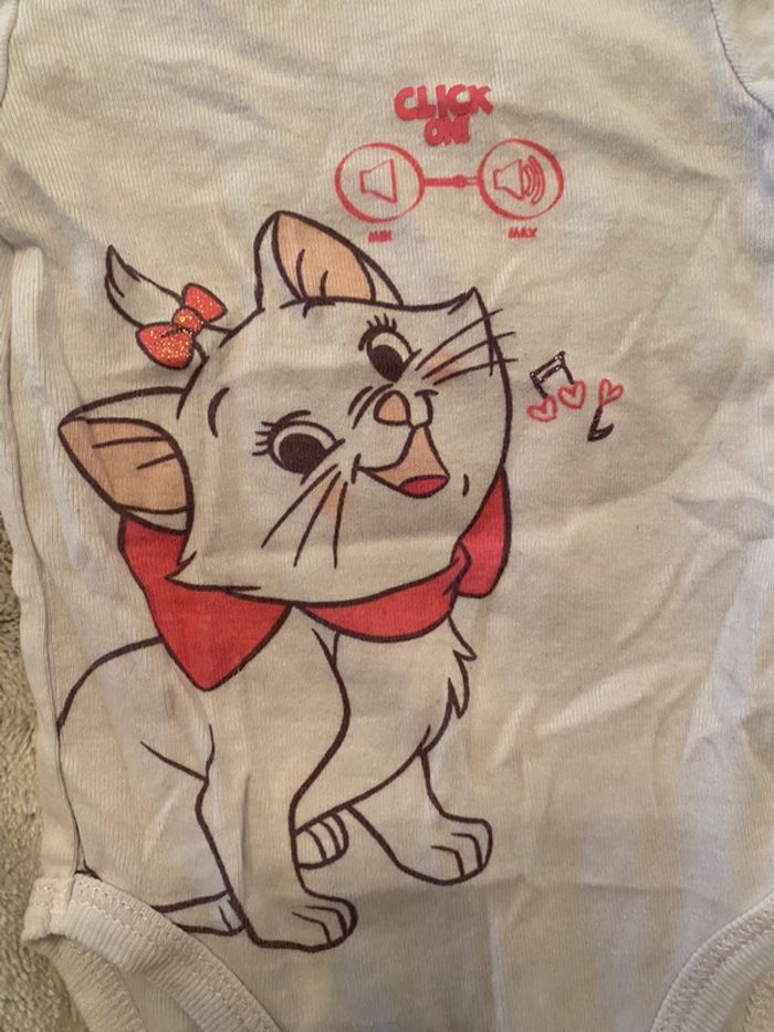 Bodie MC Disney 6 mois - photo numéro 4