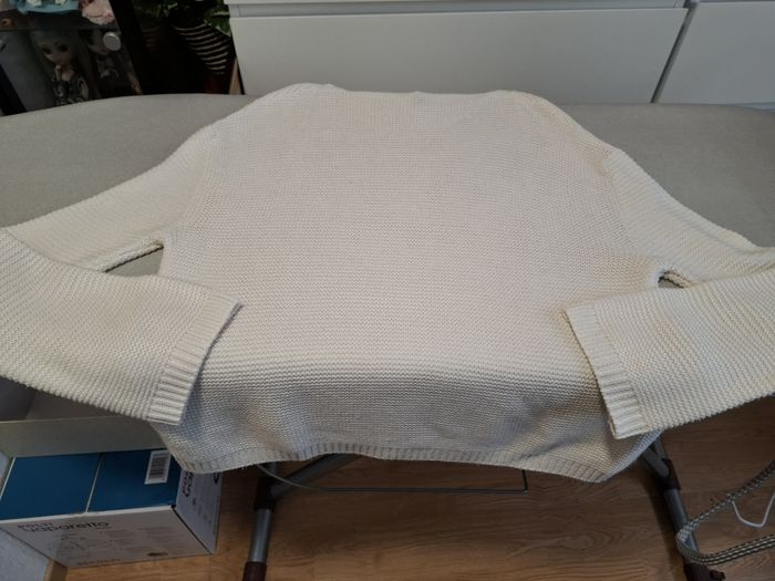 Joli pull femme H&M Divided crème S col roulé "boule" très bon état - photo numéro 6