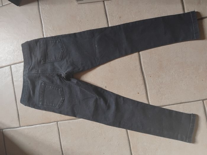 Skinny fille - photo numéro 2