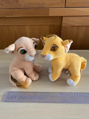 Peluches Disney roi lion King Simba Nala lionceau nez aimanté plush 1995