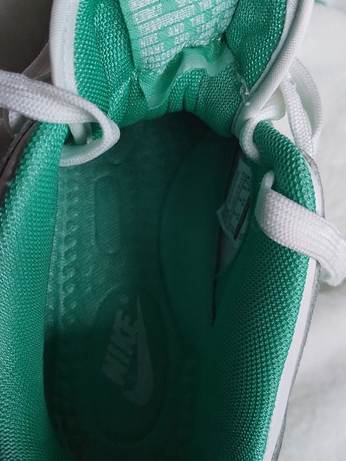 Nike Clear Jade t42.5 ( mixte H/F) - photo numéro 7