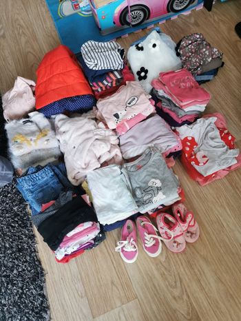 Vêtements en lots 24 mois 