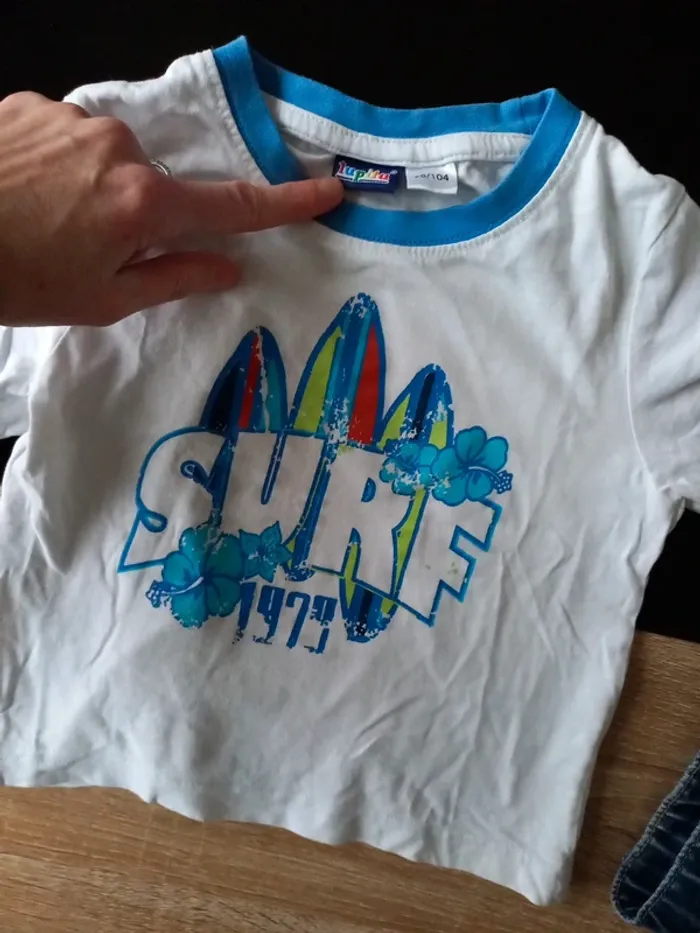 Lot tee-shirts et jeans garçon 4 ans - photo numéro 4
