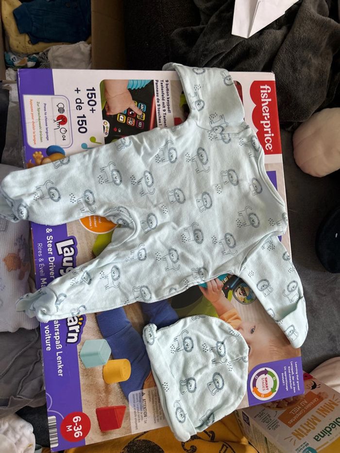 Pyjama et bonnet - photo numéro 2