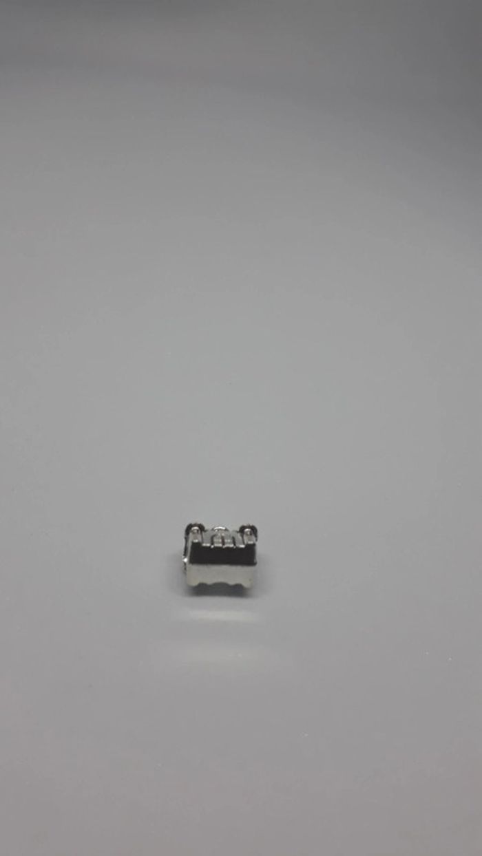 Charm perle argenté château - photo numéro 5