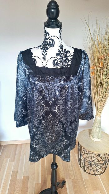 🦚 Magnifique blouse femme à motifs taille 40/42  🦚