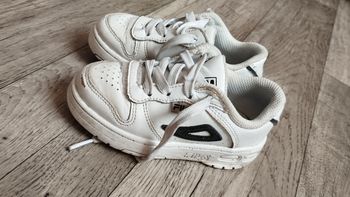 Basket fila pointure 25