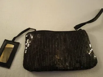 Petite Pochette avec miroir
