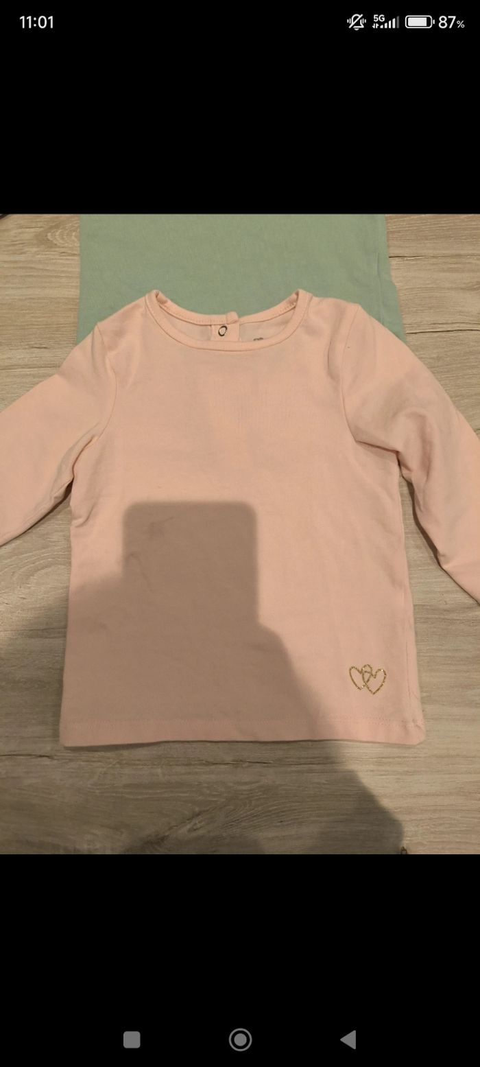 Tee shirt manches longues taille 9 mois - photo numéro 2