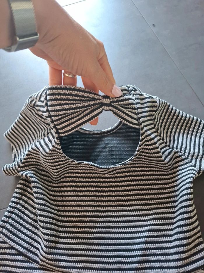 Jolie robe évasée noire et blanche 12 ans - photo numéro 5