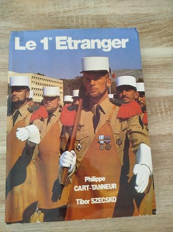 Livre le 1er Etranger