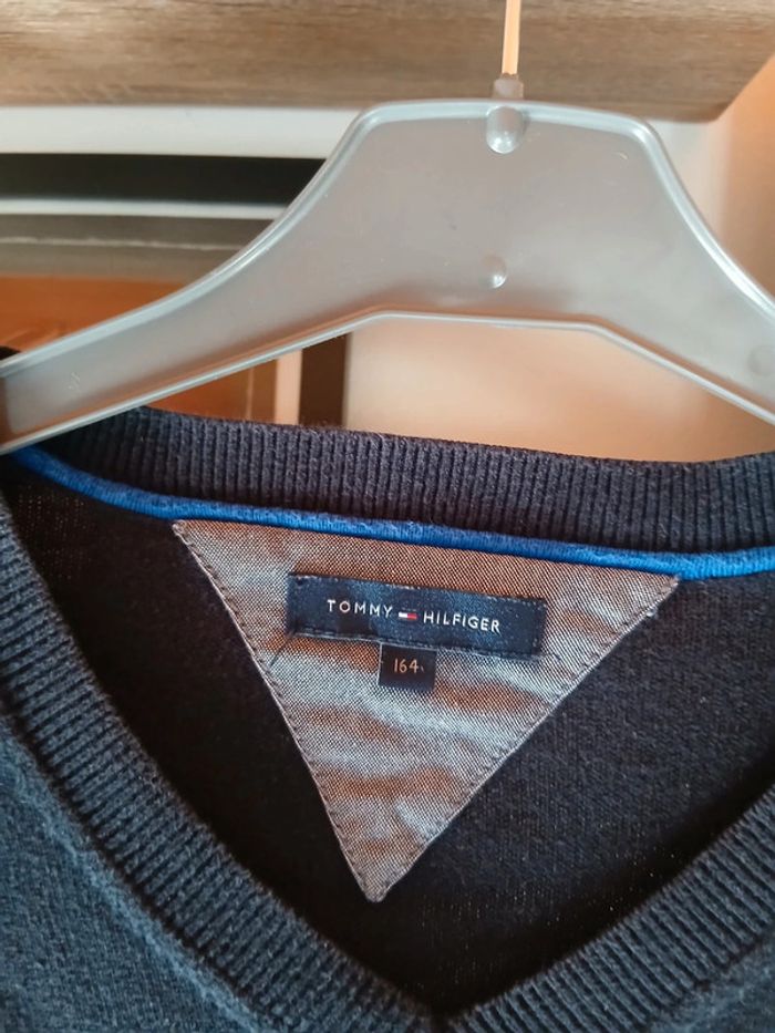 Pull tommy hilfiger 14 ans - photo numéro 3