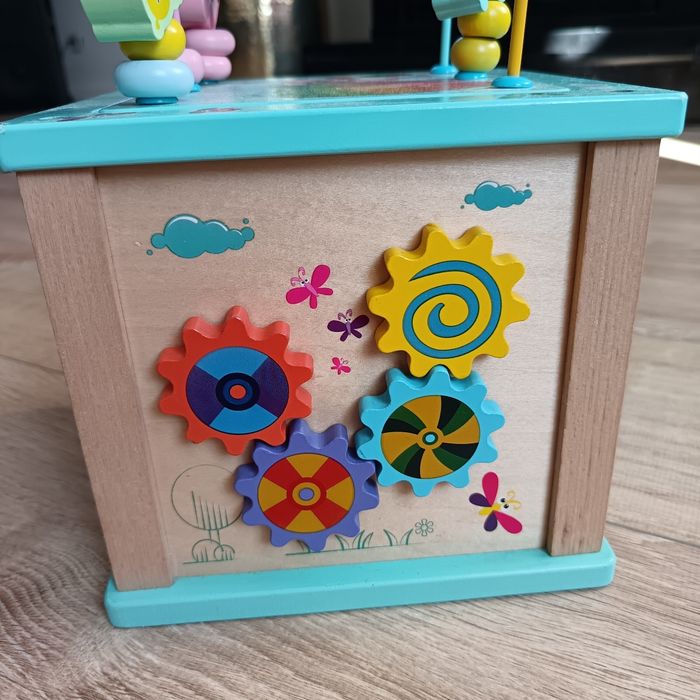 Cube d'activités en bois - photo numéro 2