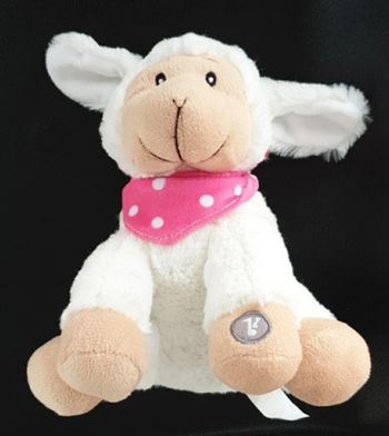 Peluche mouton sonore
