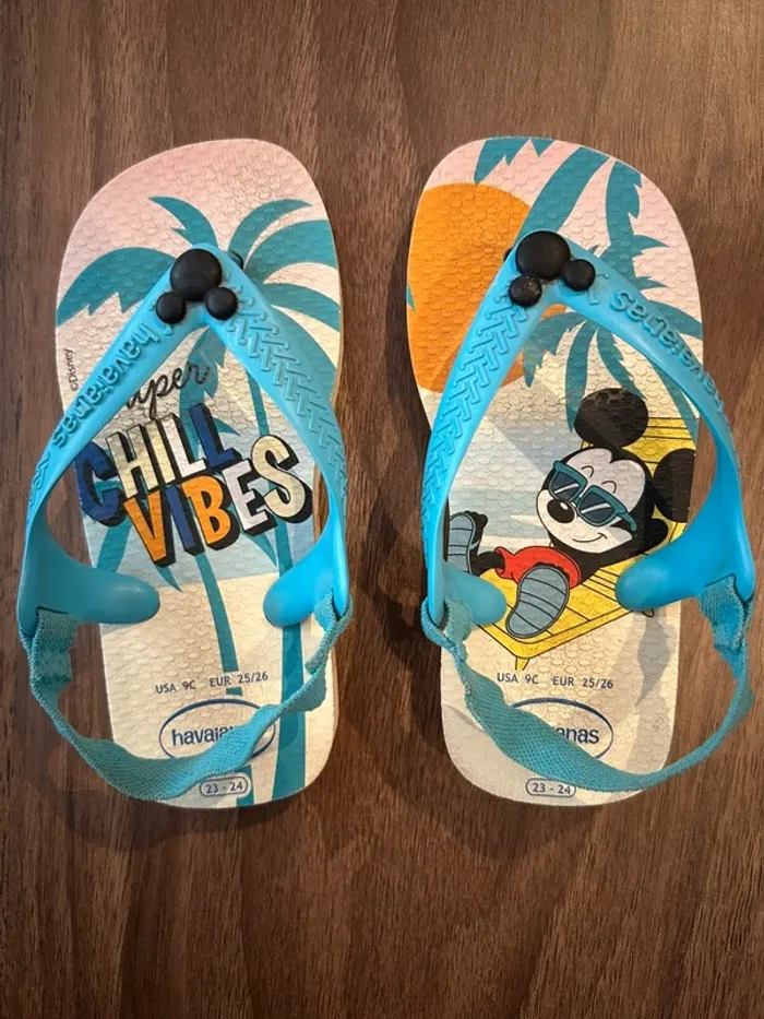 Tongs Havaianas taille 23-24