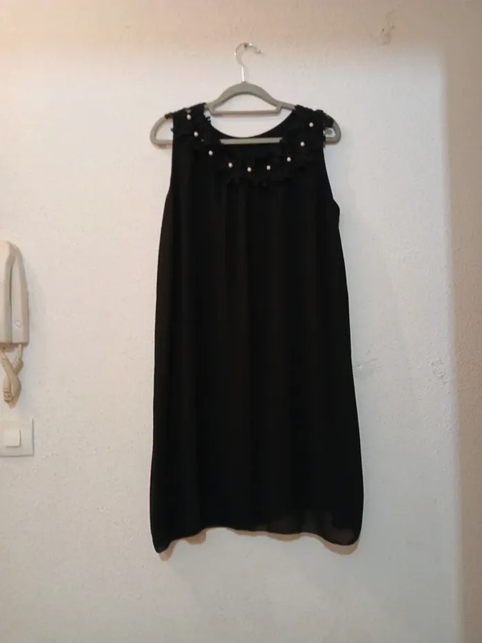 Tunique noir basic fluide /légère taille xs