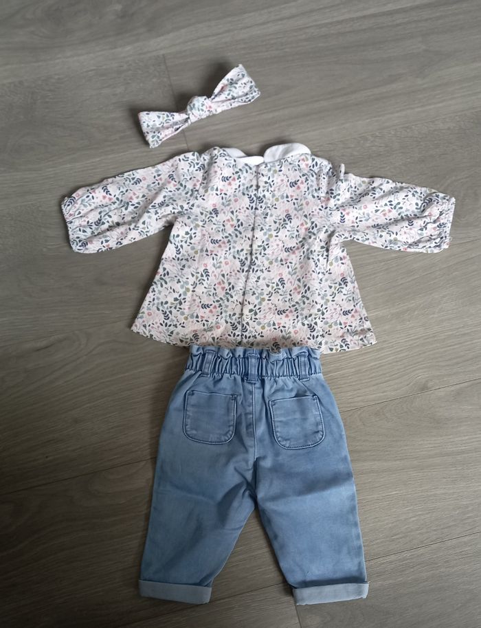 Ensemble jeans t shirt - photo numéro 2