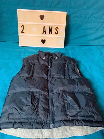 Manteau sans manches Kiabi 24 mois