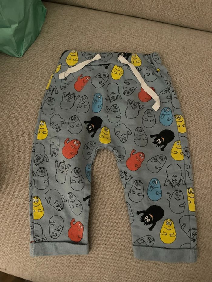 Lot Pantalon jogging barbapapa 9 mois - photo numéro 4