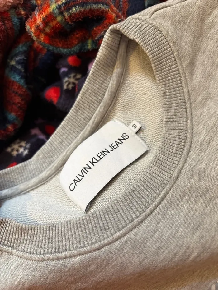 Pull ck - photo numéro 4