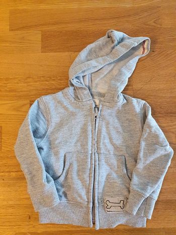 Sweat à capuche sweatshirt gris Mango 6 mois 9 mois 74 cm
