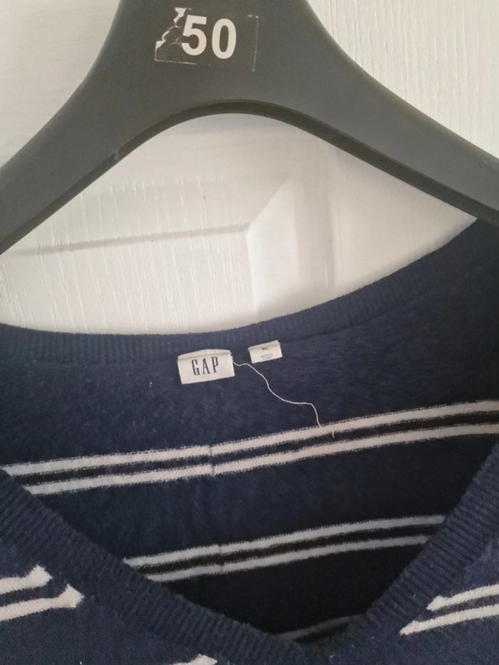 Pull rayures bleu marine gap - photo numéro 3