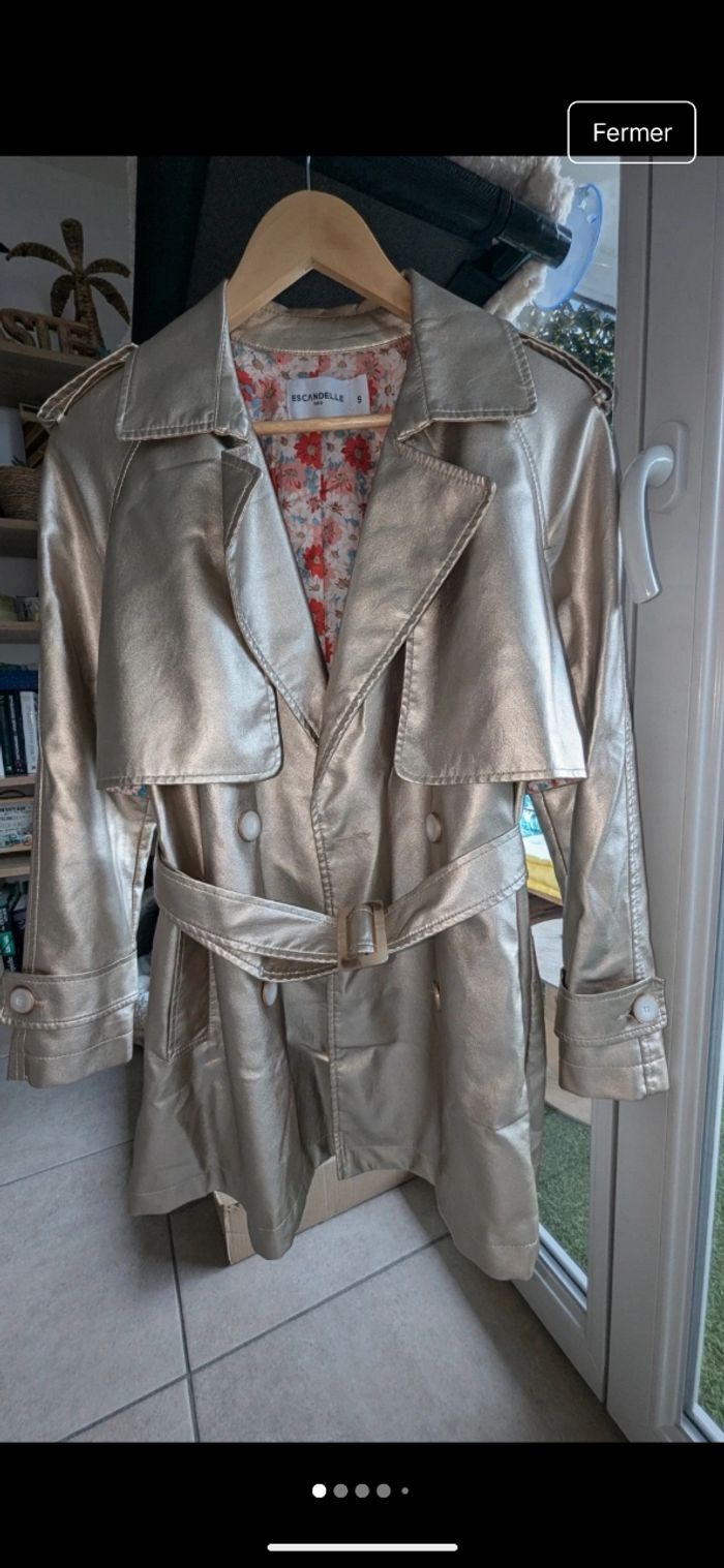 Veste Trench esdoré