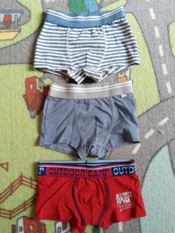Lot 3 boxers taille 3 ans