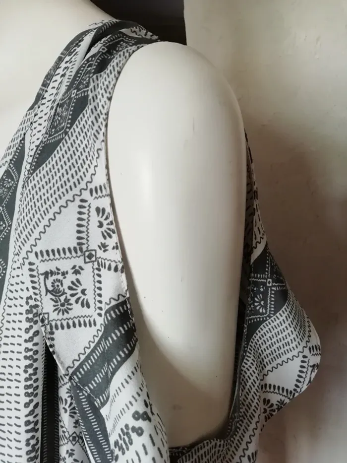 Blouse top chemisier chemise blanc gris Damart - photo numéro 4