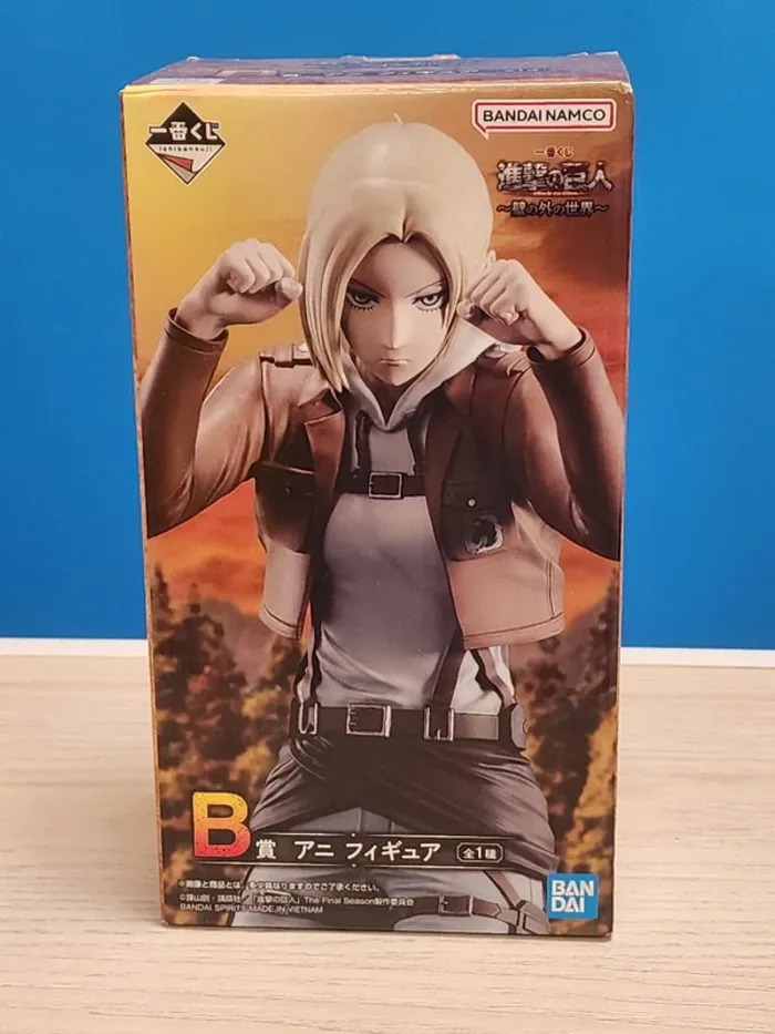Ichiban Kuji Attack On Titan Du Monde plein Air The Walls Annie Prix B Figurine