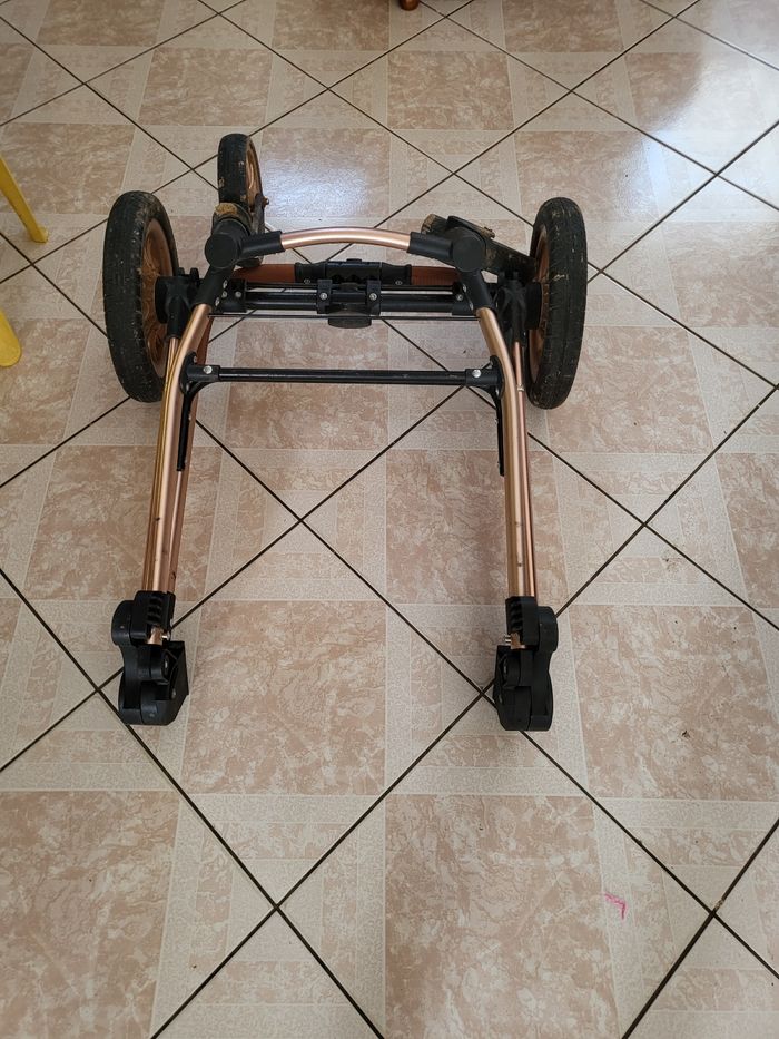 Vends poussette trio 50€