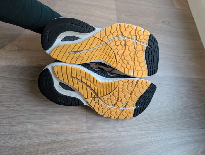 Chaussures running New Balance fresh foam 860 v12 - photo numéro 11