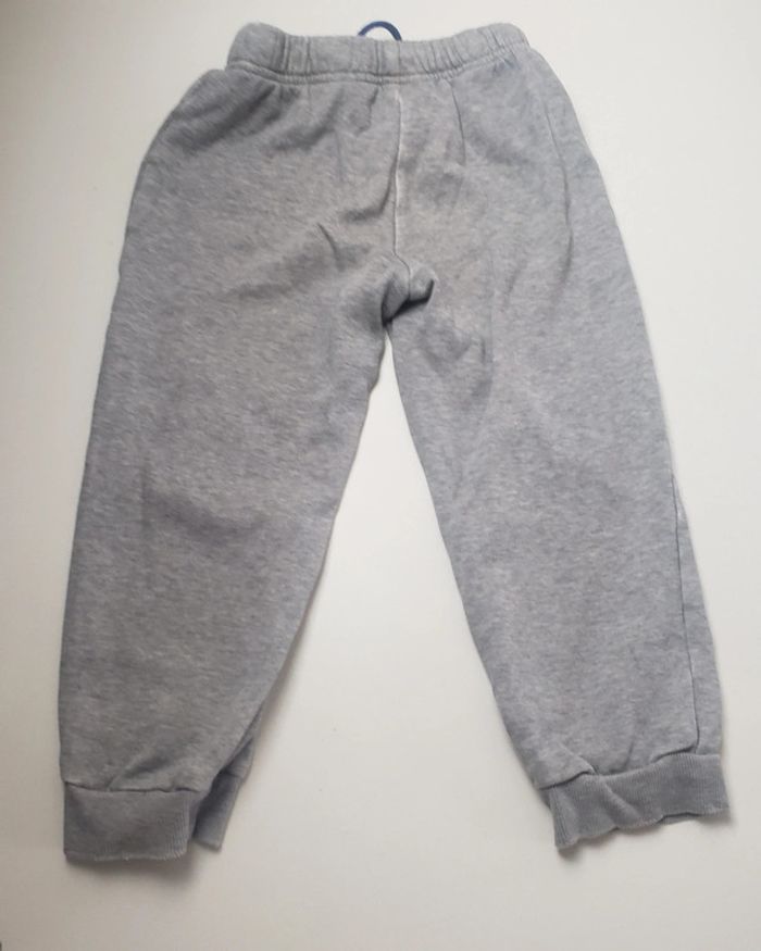 Jogging Adidas taille 3/4ans - photo numéro 2