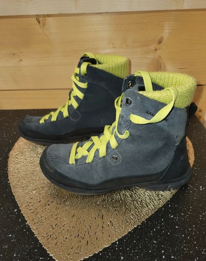 Bottes randonnées Salomon 37 - photo numéro 2