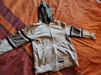 Veste à capuche garçon – 10 ans – KIABI