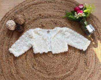 🌺Boléro blanc en fausse fourrure Taille 12mois/80cm🌺