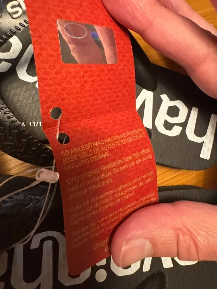 Tongs Havaianas noire taille 29-30 neuves - photo numéro 5