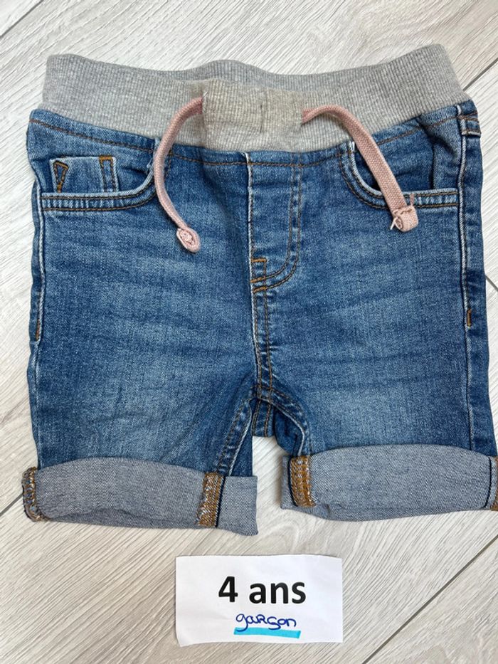 Short jeans