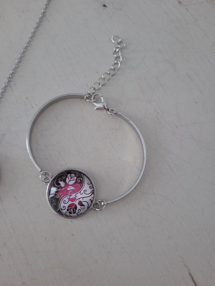 Bracelet et chaîne - photo numéro 2