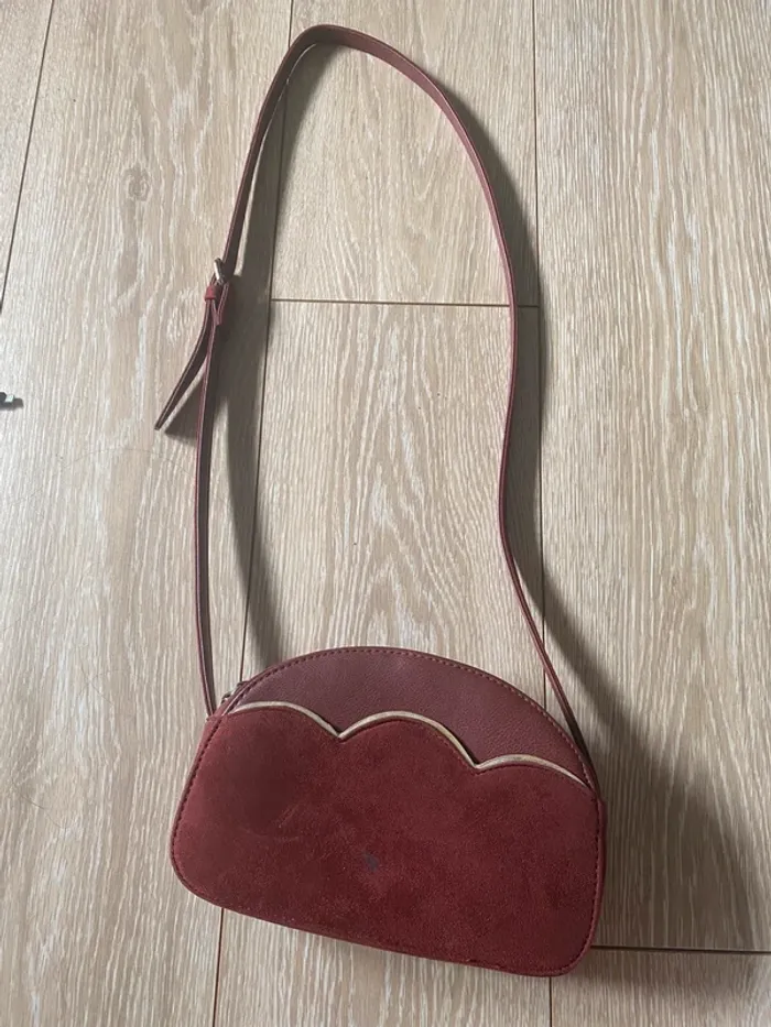 sac à bandoulière kiabi bordeaux