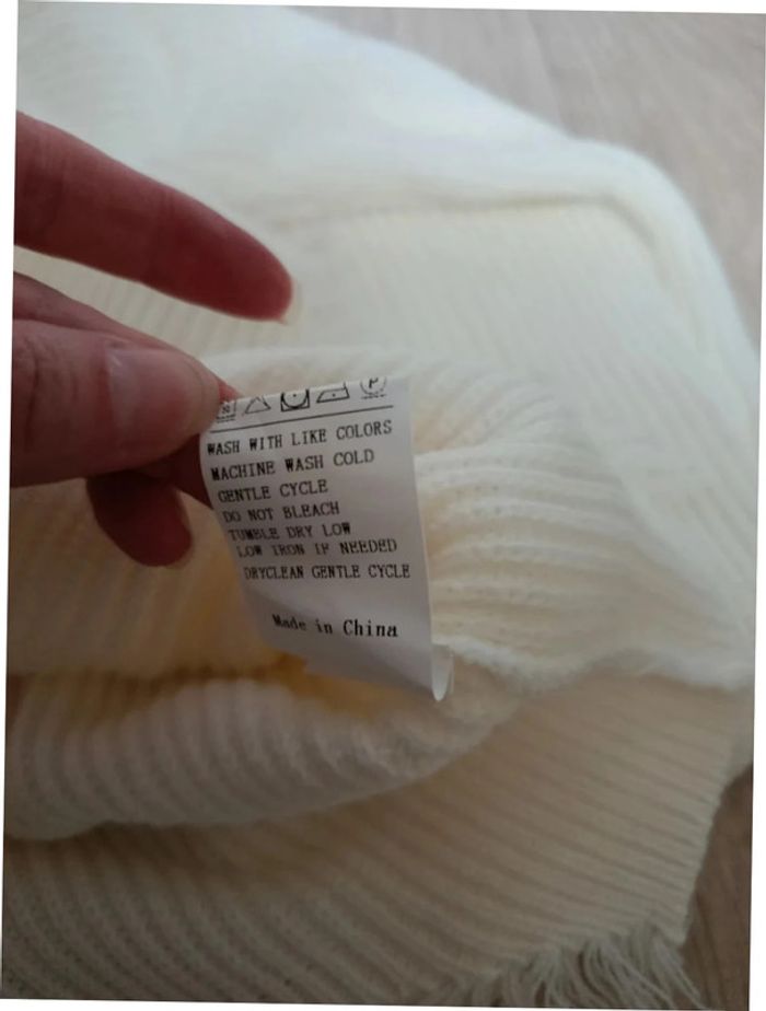 Pull 13/14 ans - photo numéro 4