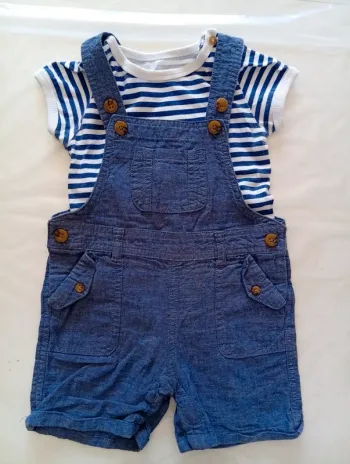 Ensemble bodie et salopette short